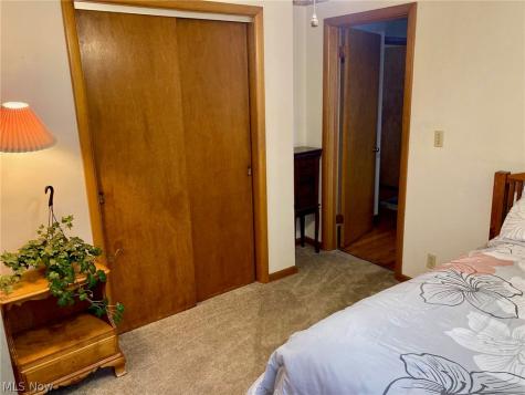2305 S Schenley Avenue Youngstown OH 44511