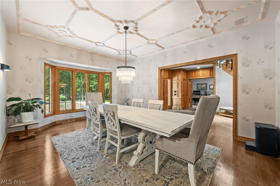100 Easton Lane Moreland Hills OH 44022