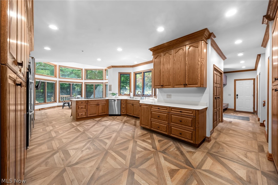 100 Easton Lane Moreland Hills OH 44022