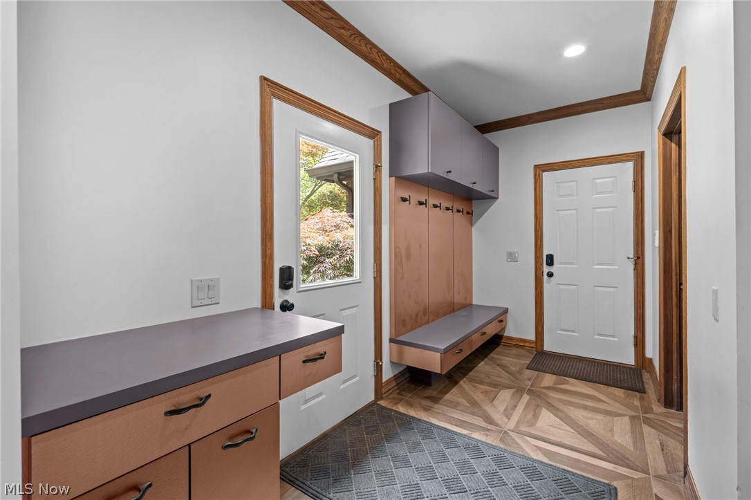 100 Easton Lane Moreland Hills OH 44022