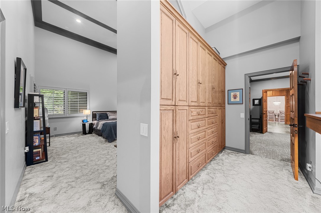 100 Easton Lane Moreland Hills OH 44022