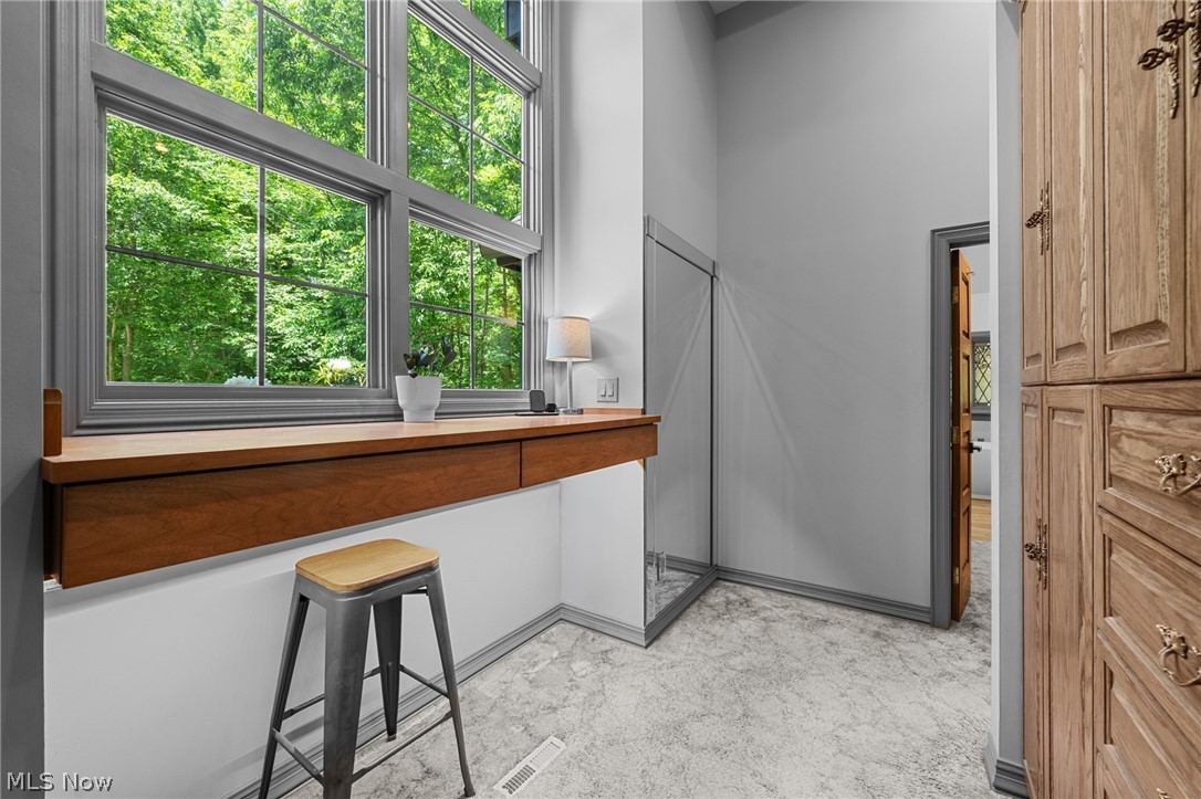 100 Easton Lane Moreland Hills OH 44022