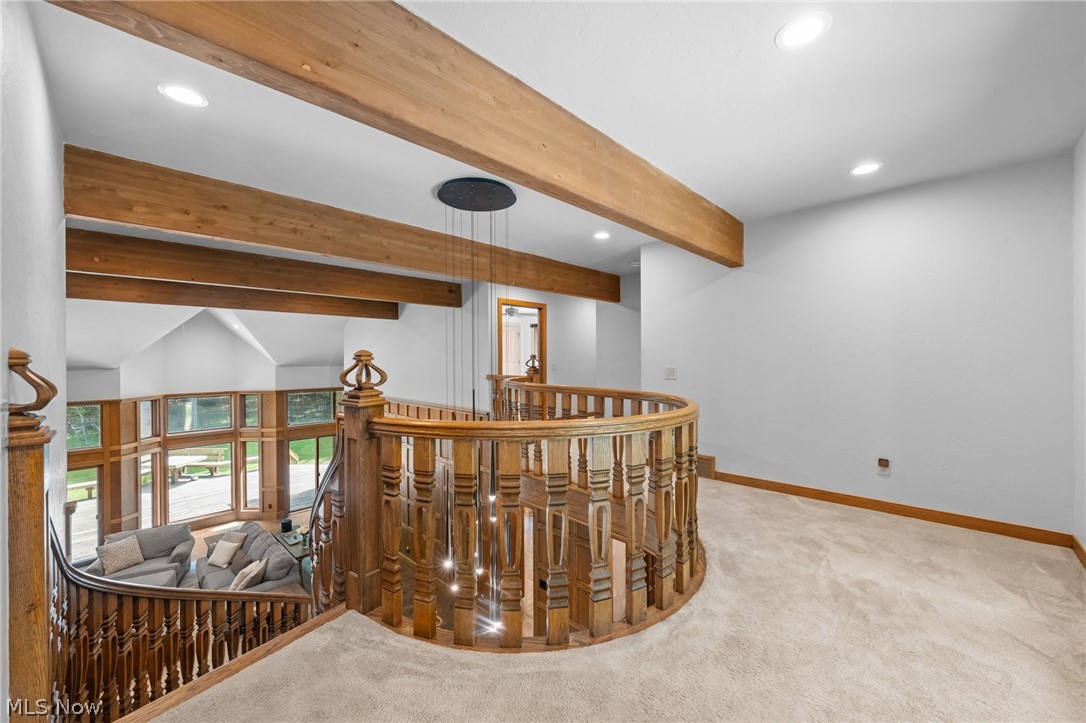 100 Easton Lane Moreland Hills OH 44022