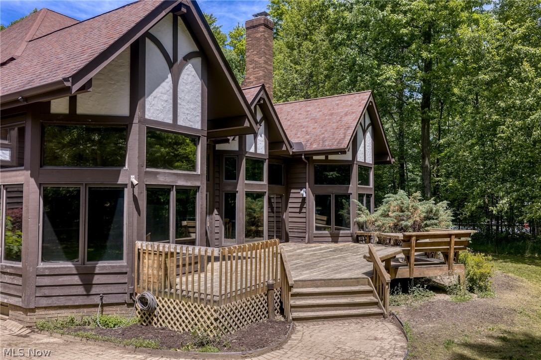 100 Easton Lane Moreland Hills OH 44022