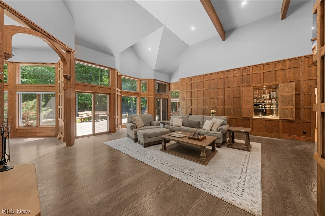 100 Easton Lane Moreland Hills OH 44022
