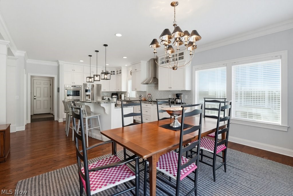 275 Falls Walk Way Chagrin Falls OH 44022