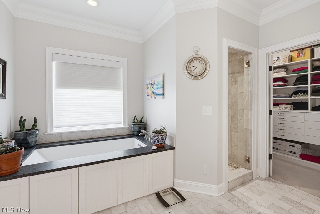 275 Falls Walk Way Chagrin Falls OH 44022