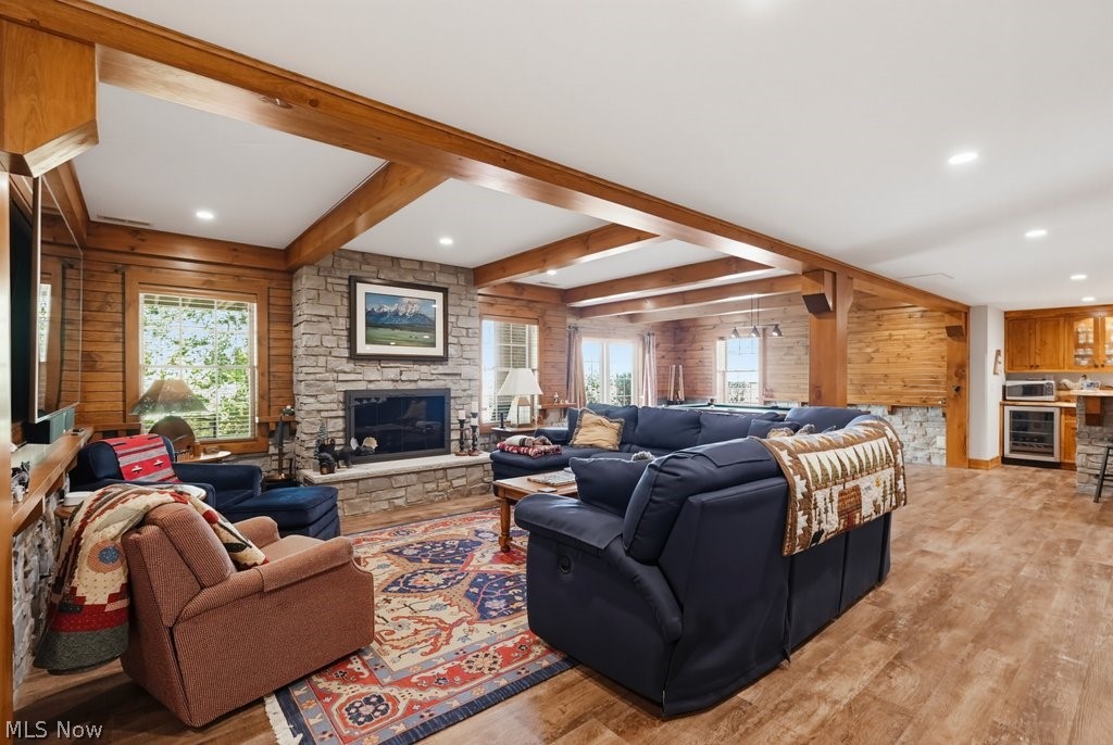 275 Falls Walk Way Chagrin Falls OH 44022