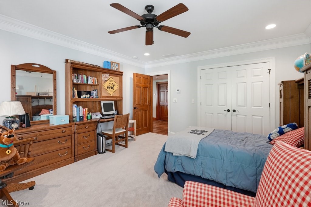 275 Falls Walk Way Chagrin Falls OH 44022
