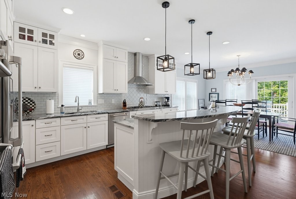 275 Falls Walk Way Chagrin Falls OH 44022
