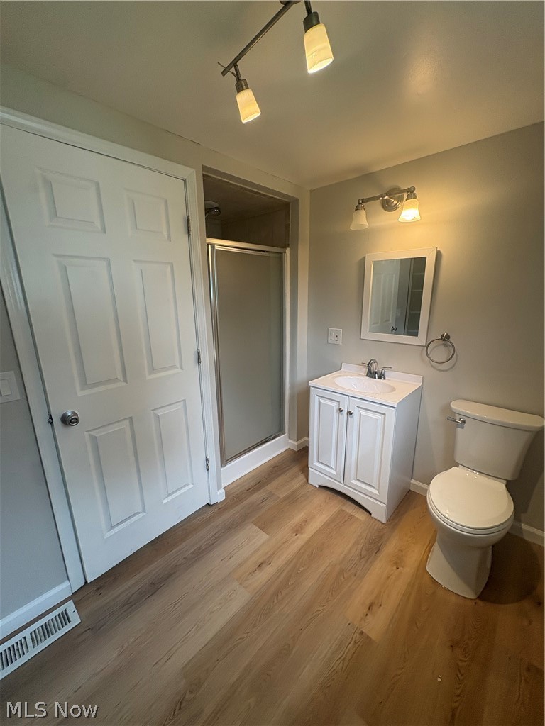 652 Alameda Avenue Sheffield Lake OH 44054
