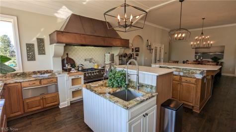 2205 Scheid Road Huron OH 44839