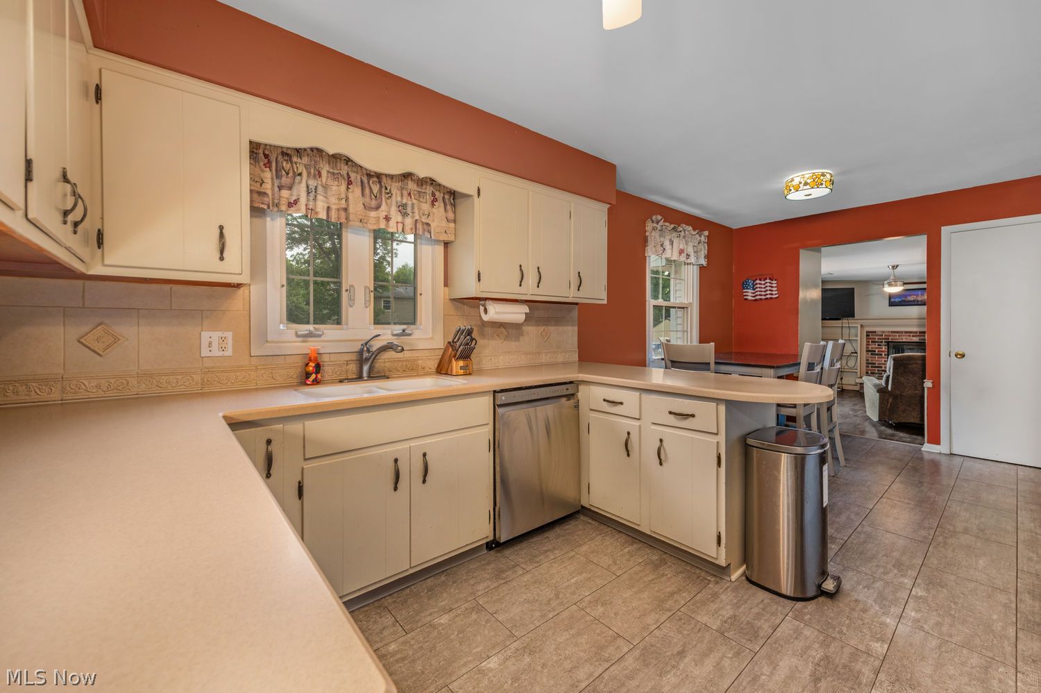 368 Briar Lake Drive Elyria OH 44035