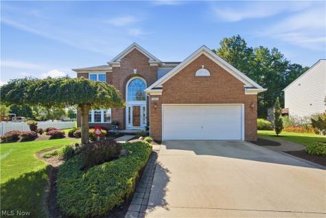 9260 Aaron Lane Olmsted Twp OH 44138