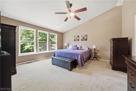 9260 Aaron Lane Olmsted Twp OH 44138