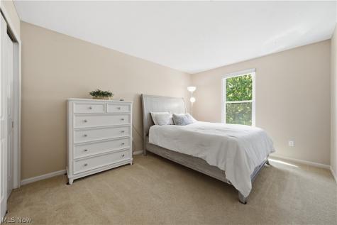 9260 Aaron Lane Olmsted Twp OH 44138
