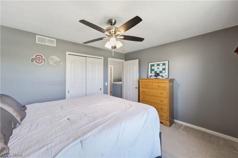 9260 Aaron Lane Olmsted Twp OH 44138