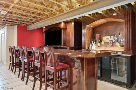 9260 Aaron Lane Olmsted Twp OH 44138