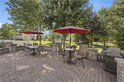 9260 Aaron Lane Olmsted Twp OH 44138