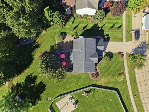 9260 Aaron Lane Olmsted Twp OH 44138