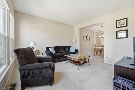 9260 Aaron Lane Olmsted Twp OH 44138
