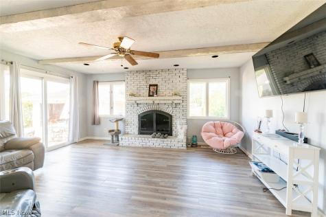 1673 Mayfair Boulevard Mayfield Heights OH 44124