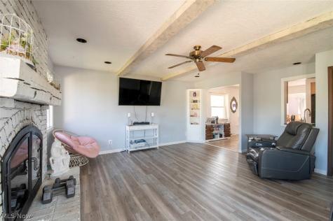 1673 Mayfair Boulevard Mayfield Heights OH 44124