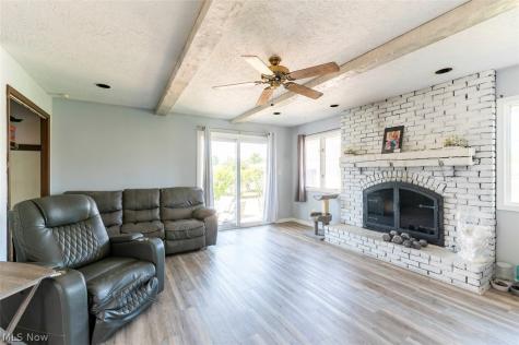 1673 Mayfair Boulevard Mayfield Heights OH 44124