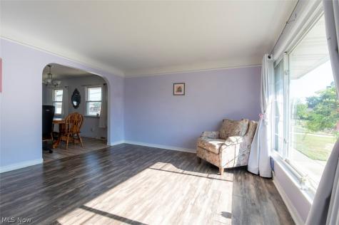 1673 Mayfair Boulevard Mayfield Heights OH 44124