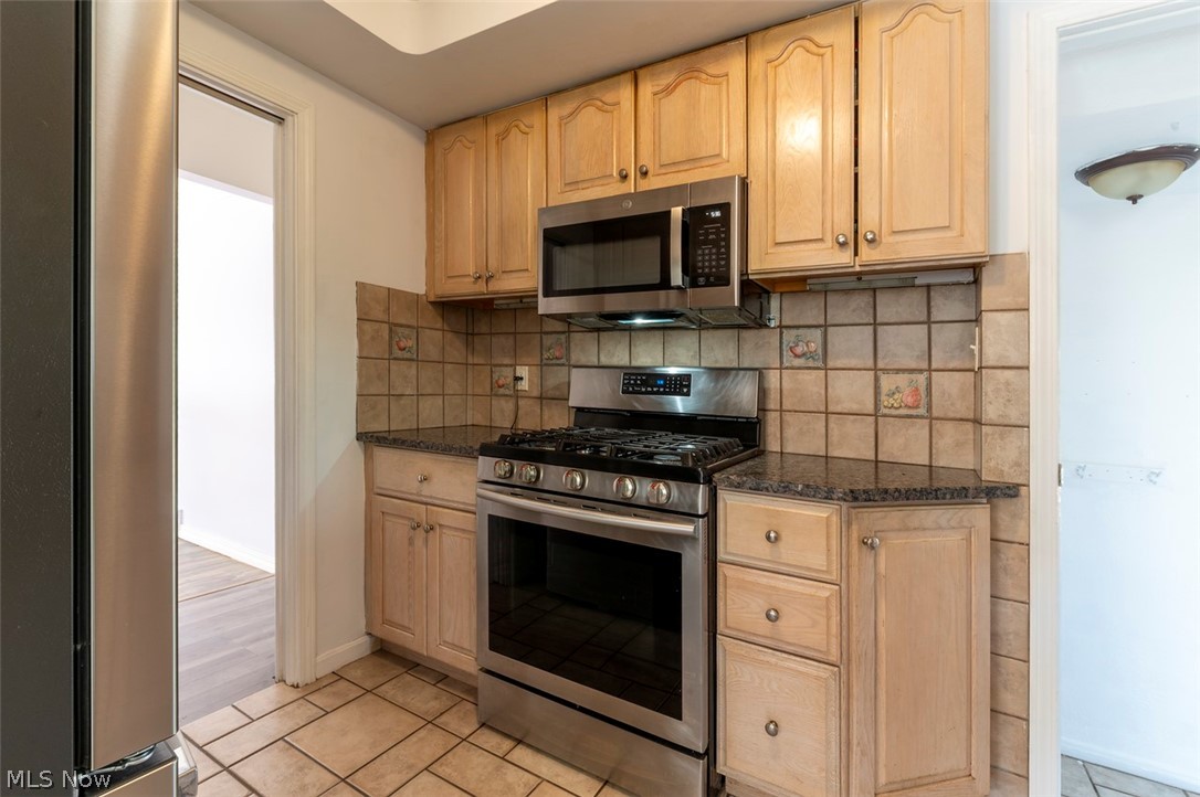1673 Mayfair Boulevard Mayfield Heights OH 44124