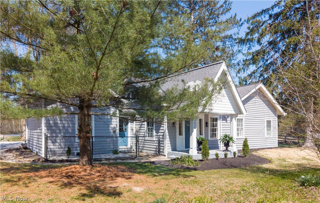 14939 Caves Road Novelty OH 44072