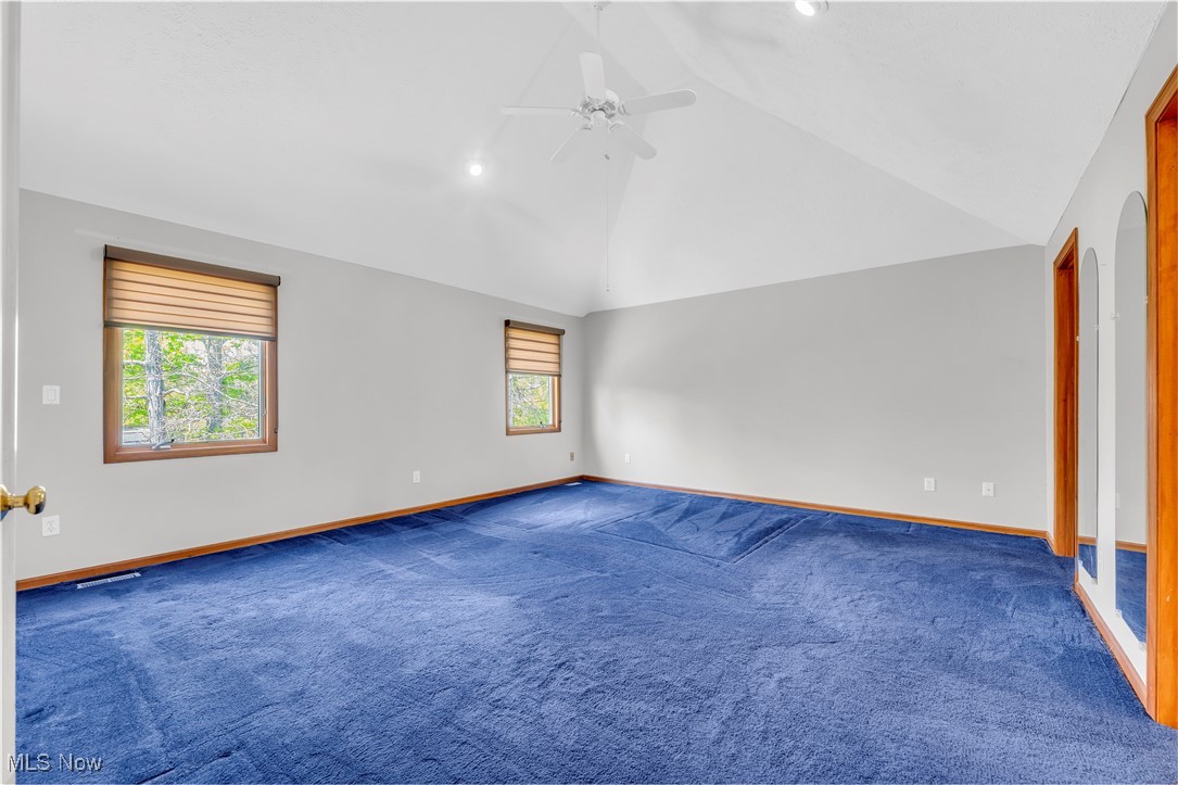 2736 Green Road Shaker Heights OH 44122