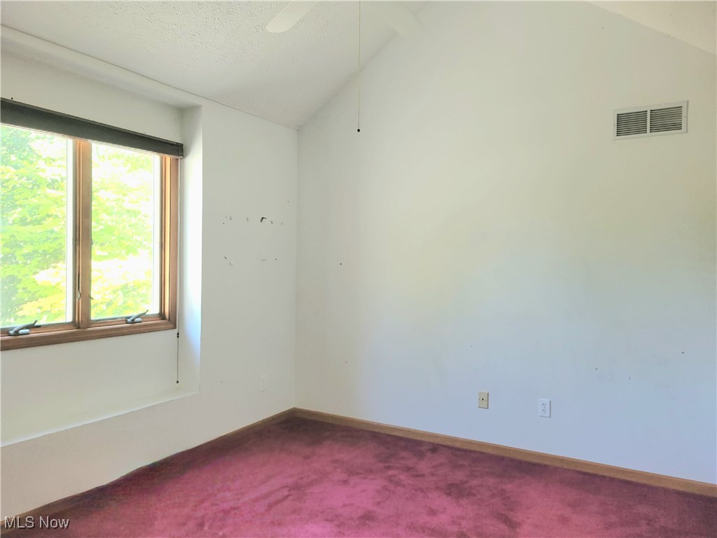 2736 Green Road Shaker Heights OH 44122