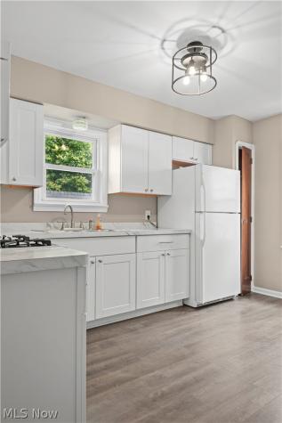 4403 W 57th Street Cleveland OH 44144