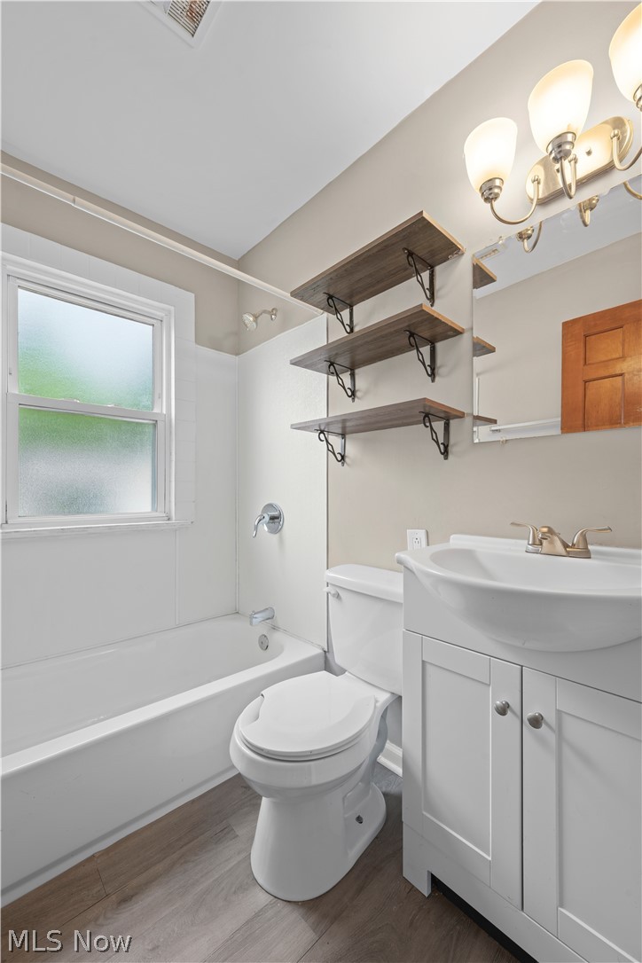 4403 W 57th Street Cleveland OH 44144