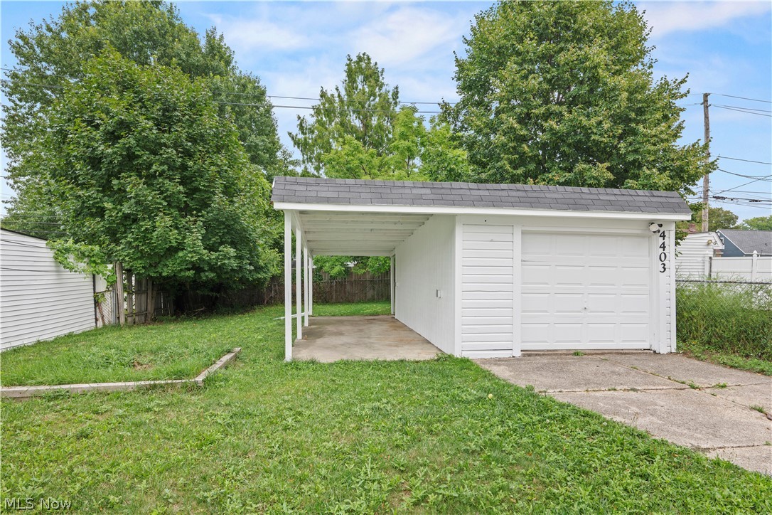4403 W 57th Street Cleveland OH 44144