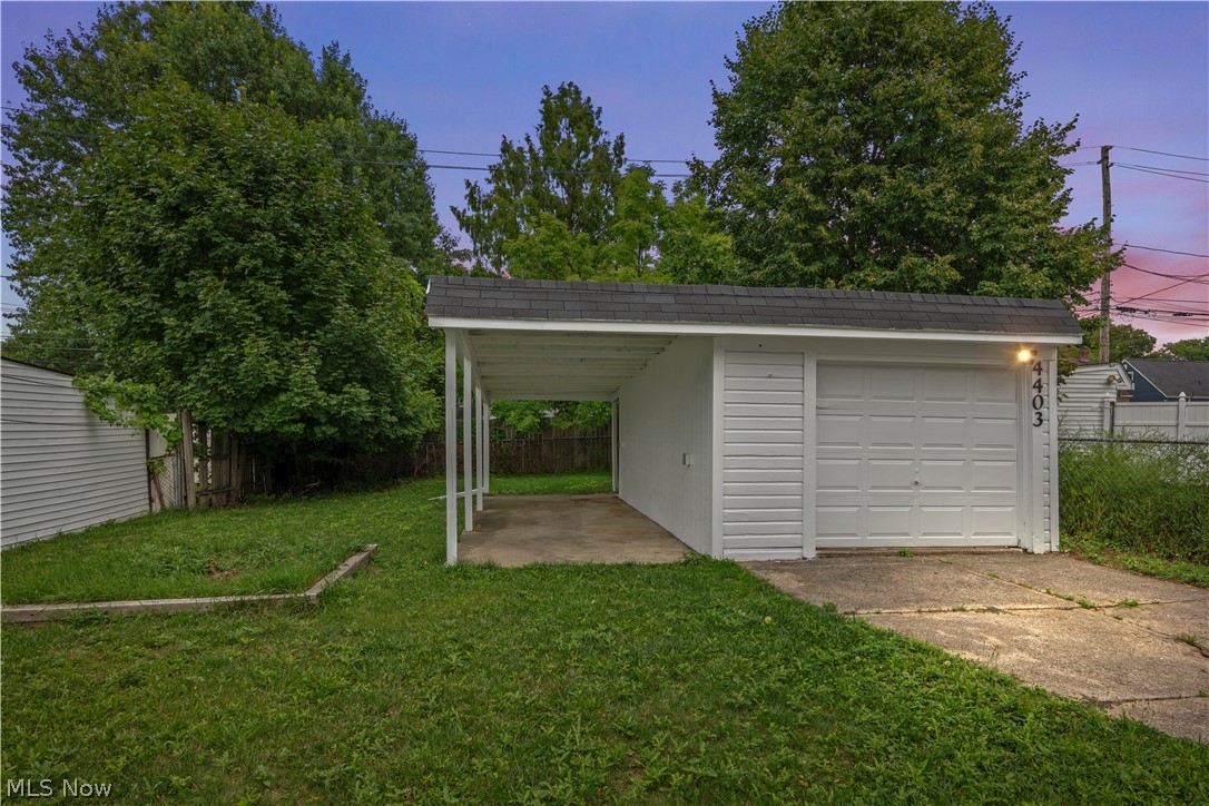 4403 W 57th Street Cleveland OH 44144