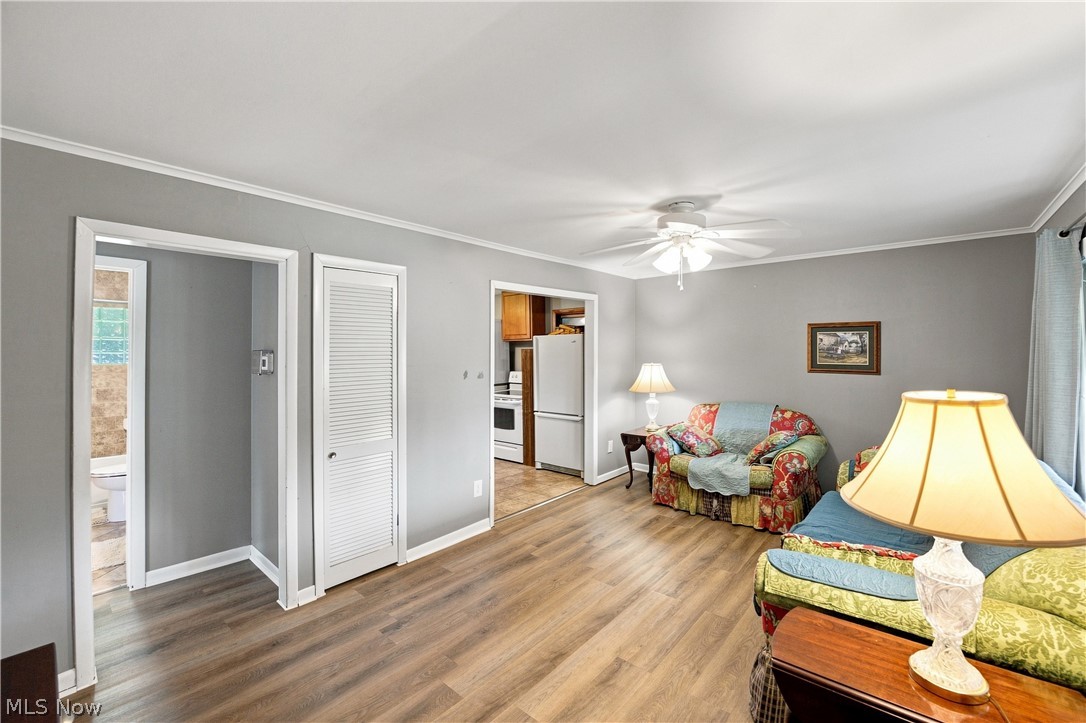 933 Ray Avenue NE New Philadelphia OH 44663