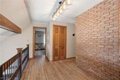 1362 Hillcrest Drive Ashland OH 44805