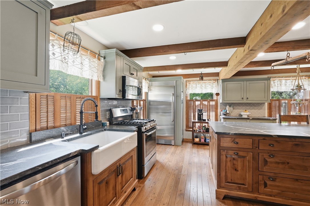 1362 Hillcrest Drive Ashland OH 44805