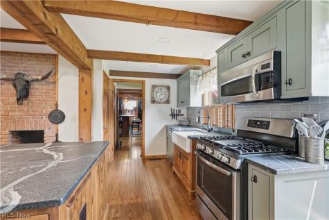 1362 Hillcrest Drive Ashland OH 44805