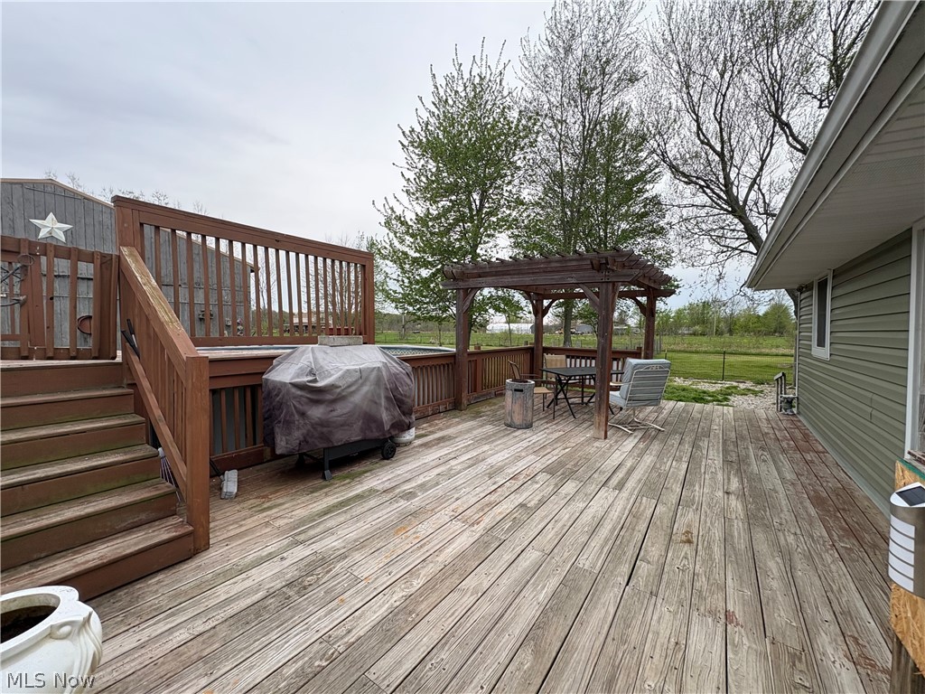 44017 State Route 162 Wellington OH 44090