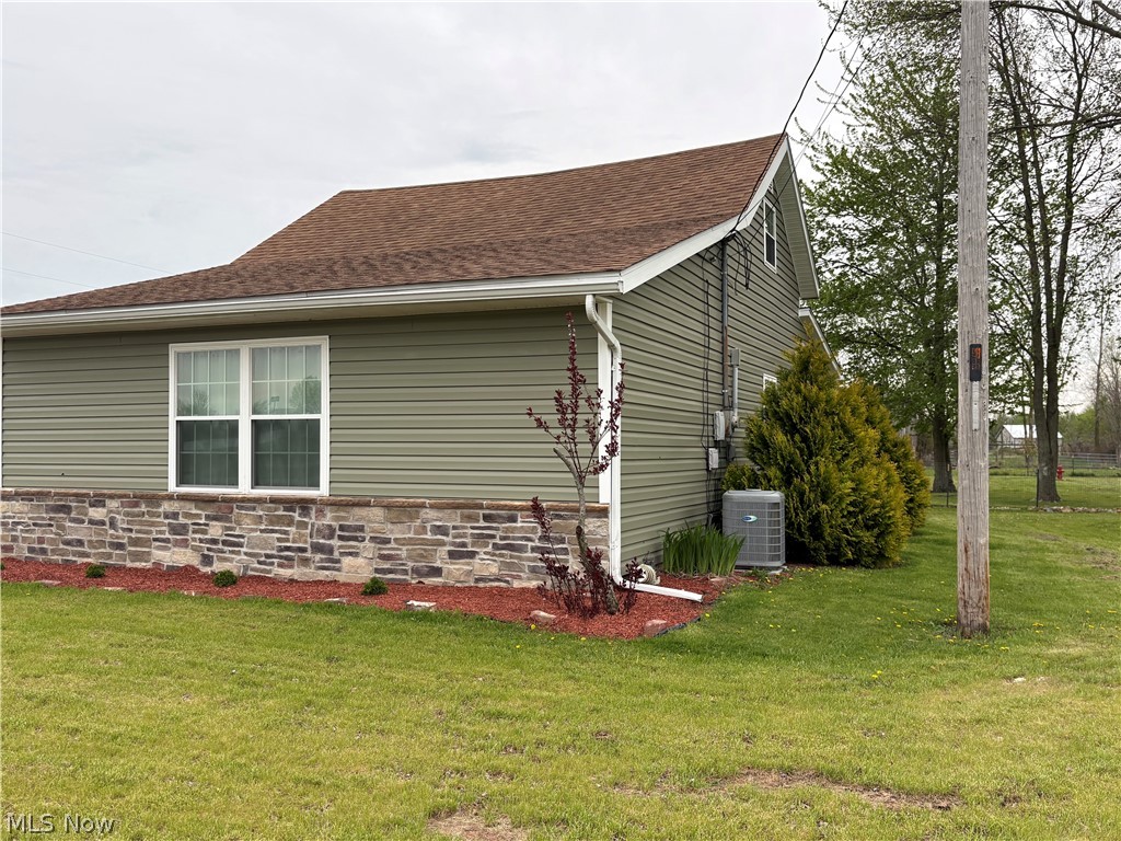 44017 State Route 162 Wellington OH 44090