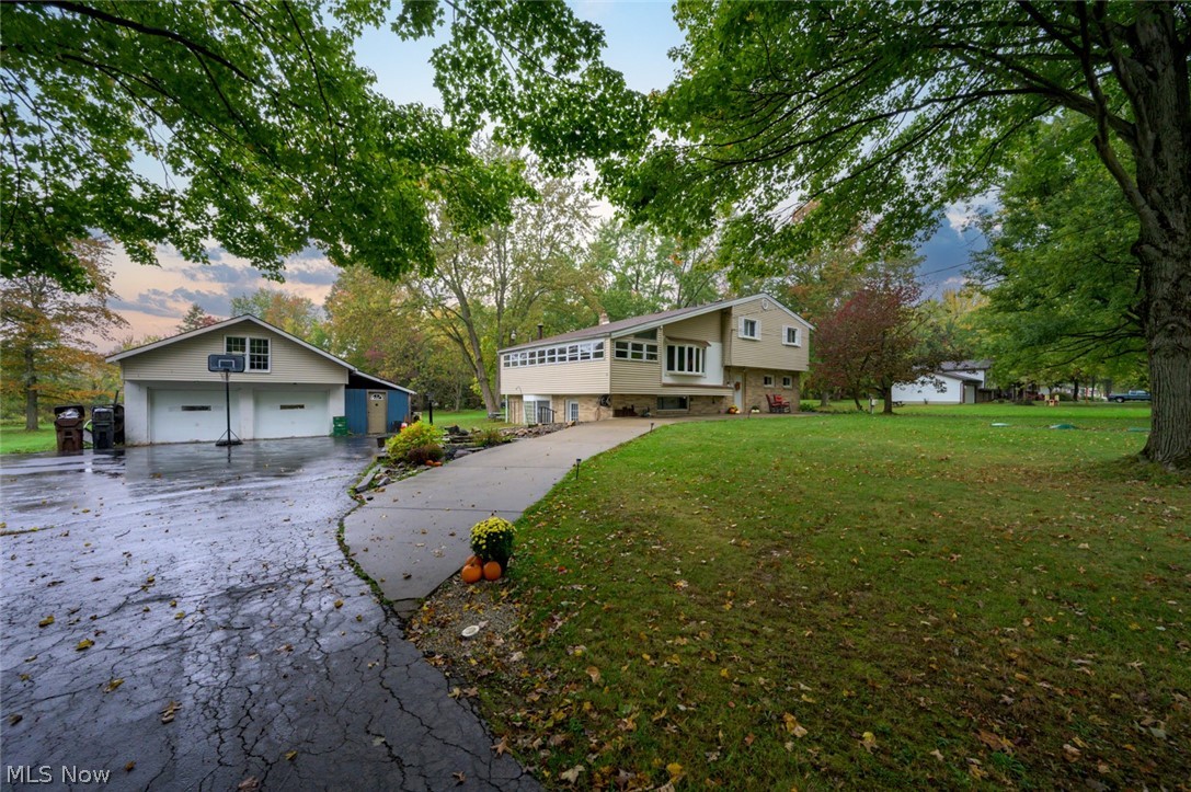 1432 Melbourne Road Vienna OH 44473