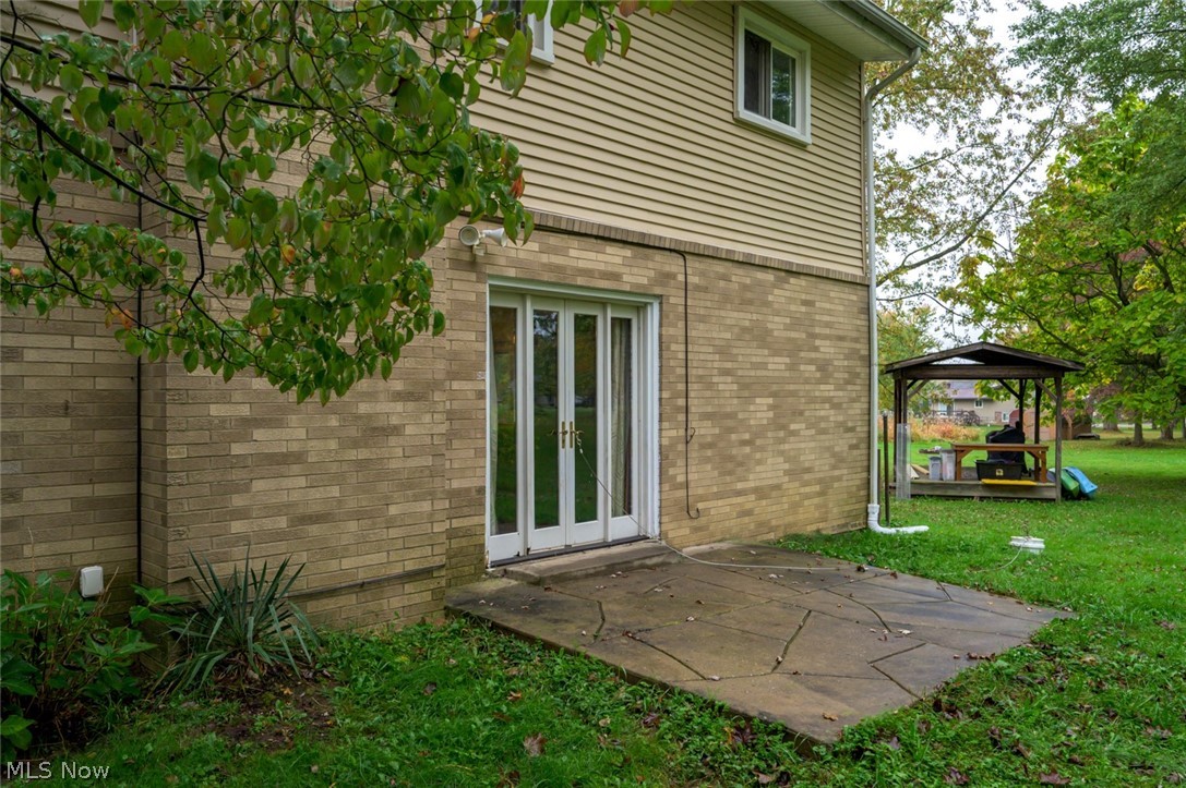 1432 Melbourne Road Vienna OH 44473