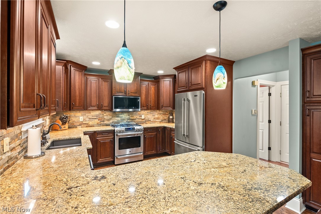11805 Queensbridge Lane North Royalton OH 44133