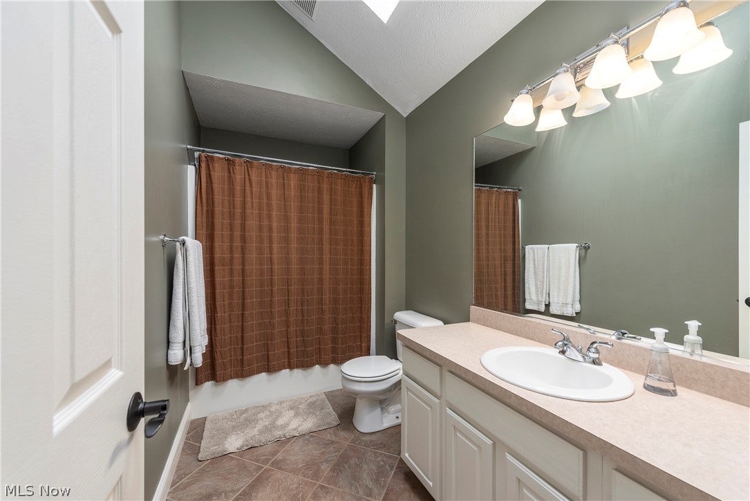 11805 Queensbridge Lane North Royalton OH 44133