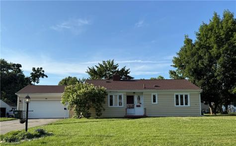 426 W Oregon Avenue Sebring OH 44672