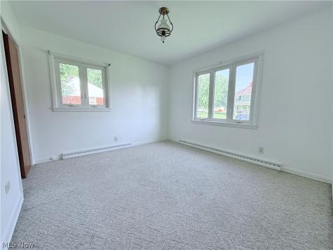 426 W Oregon Avenue Sebring OH 44672