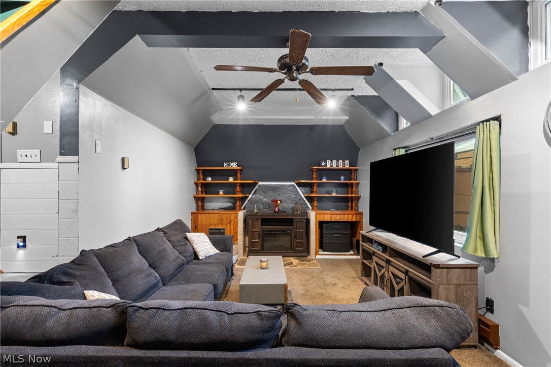 426 Sheeprock Road Mingo Junction OH 43953